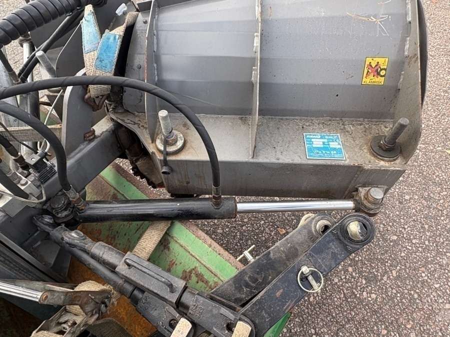 2008 John Deere 3520 Tractor - Image 53