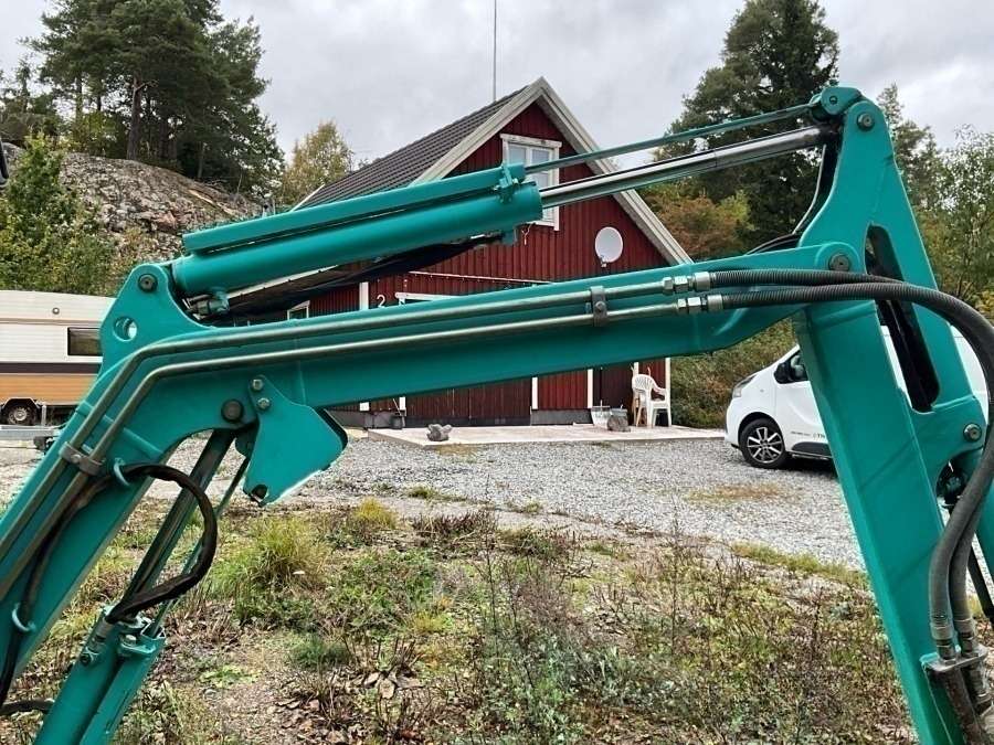2017 Kobelco SK18 excavator with machine trailer and attachments - Image 47