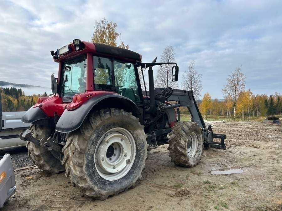2005 Valtra C130 with snow thrower Tractor - Image 56