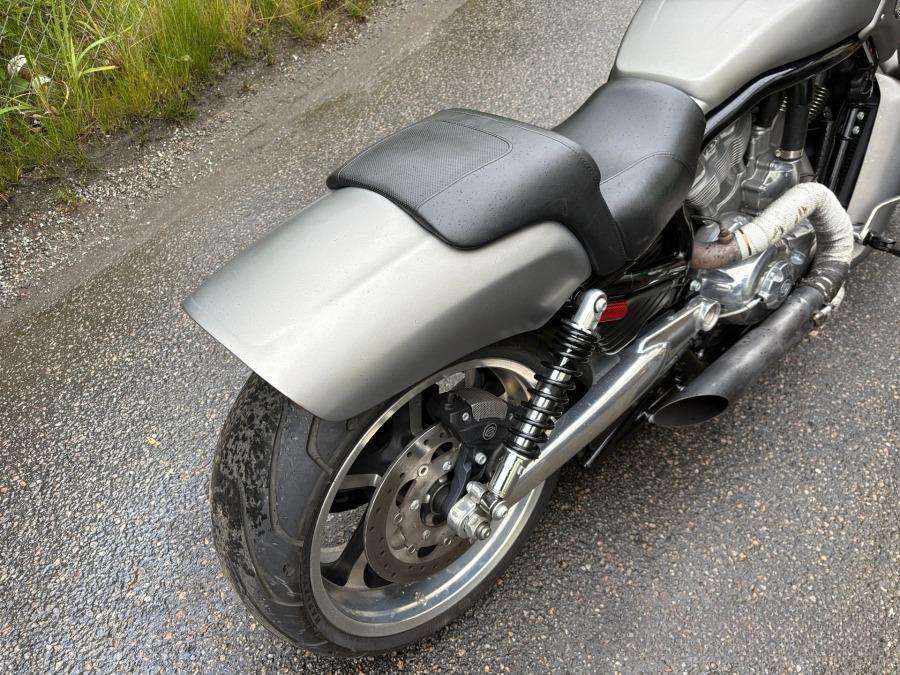 2014 Harley Davidson V-rod Muscle Motorcycle - Image 7